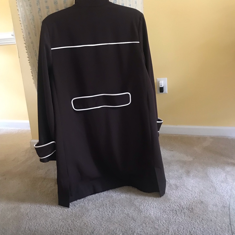 Brown jacket - Picture 2 of 3